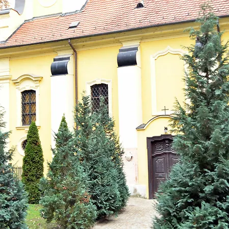 Vaci 2* Budapeszt