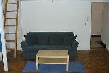 Vaci Otel 2*