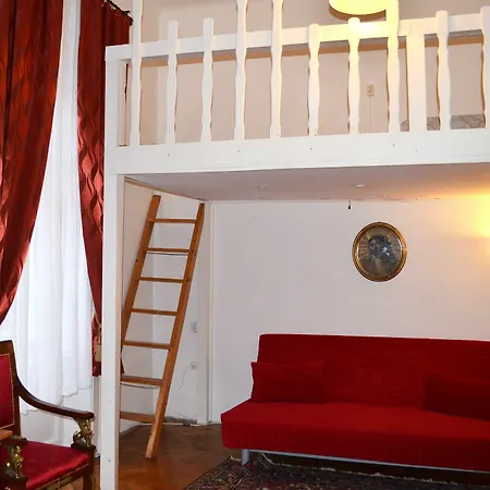 Otel Vaci